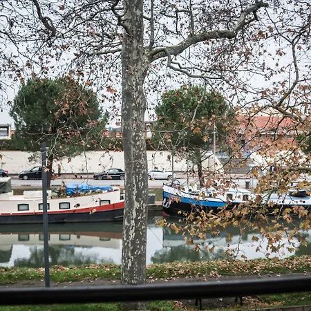 Du Canal Hotel 3*