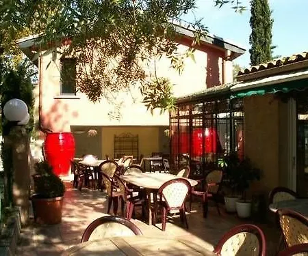 Hotel Du Canal 3*
