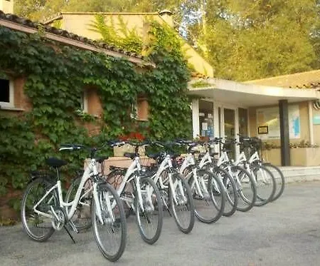 Du Canal Hotel 3*
